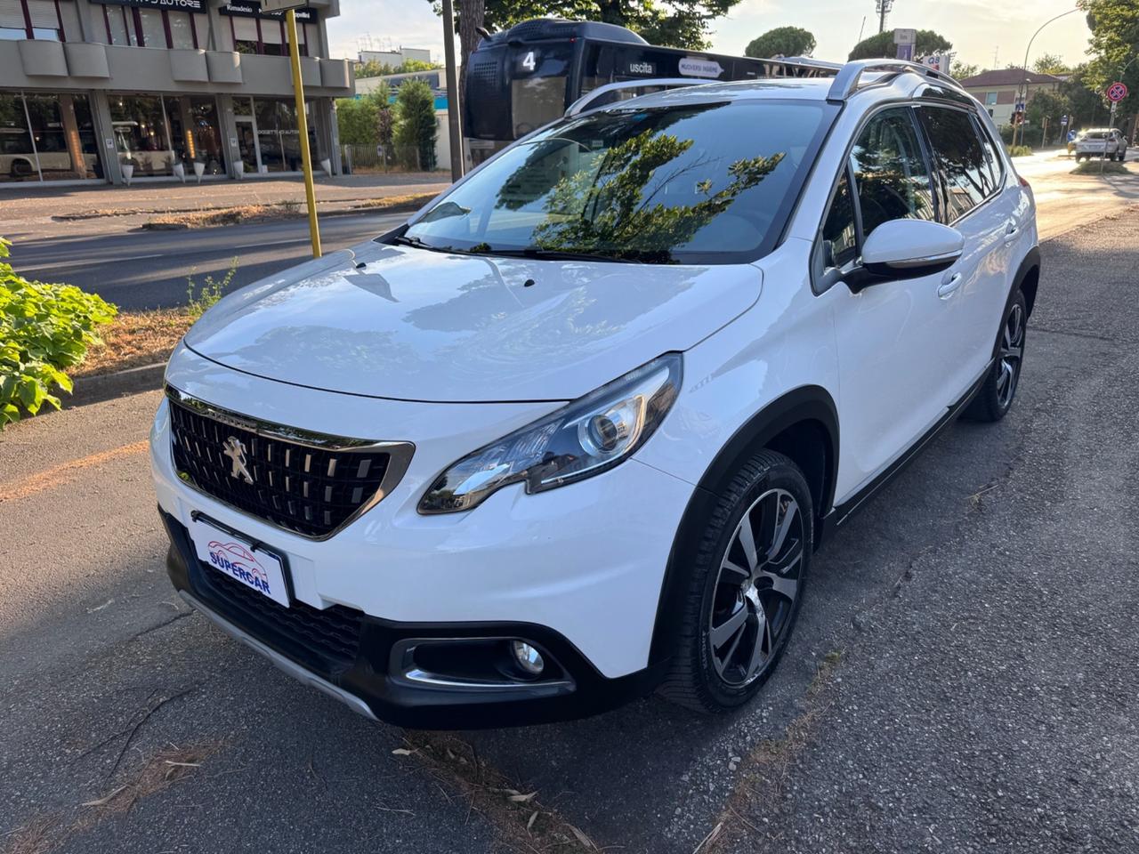 Peugeot 2008 1.6 HDI GT Line neopaten garanzia 12 mesi