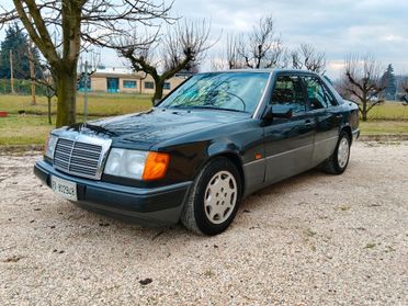 Mercedes-benz E200