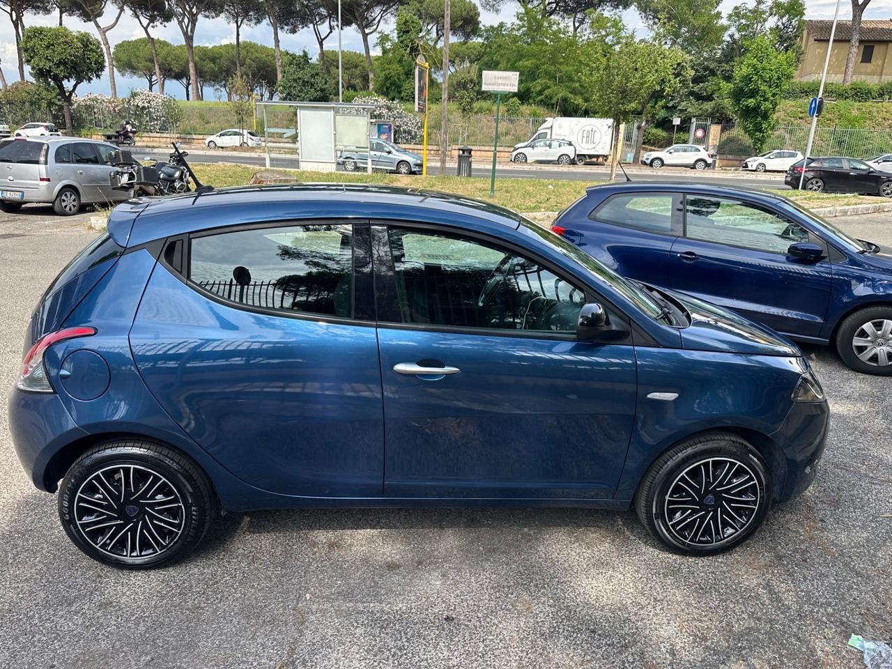 Lancia Ypsilon 1.0 Benzina Ibrida 26 Mila Km 2023