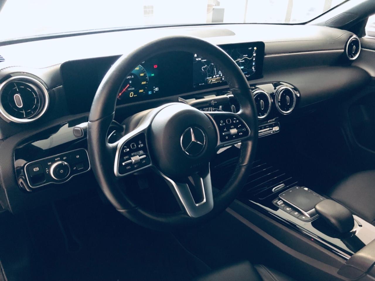 Mercedes-benz CLA 2.0 180 d Automatic Shooting BRA