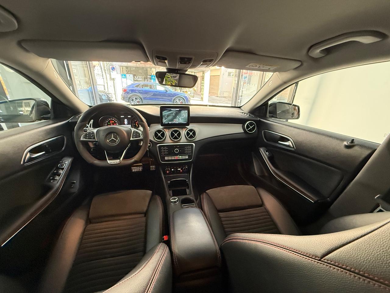 MERCEDES- BENZ CLA 200 D 136 CV AMG PREMIUM PLUS