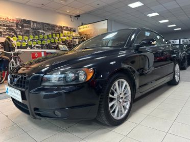Volvo C70 2.4 D5 20V aut. Momentum TENUTA BENISSIMO