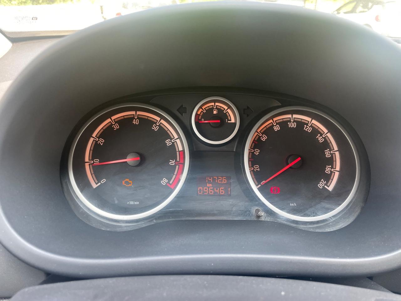 Opel Corsa 1.2 5 porte Cosmo