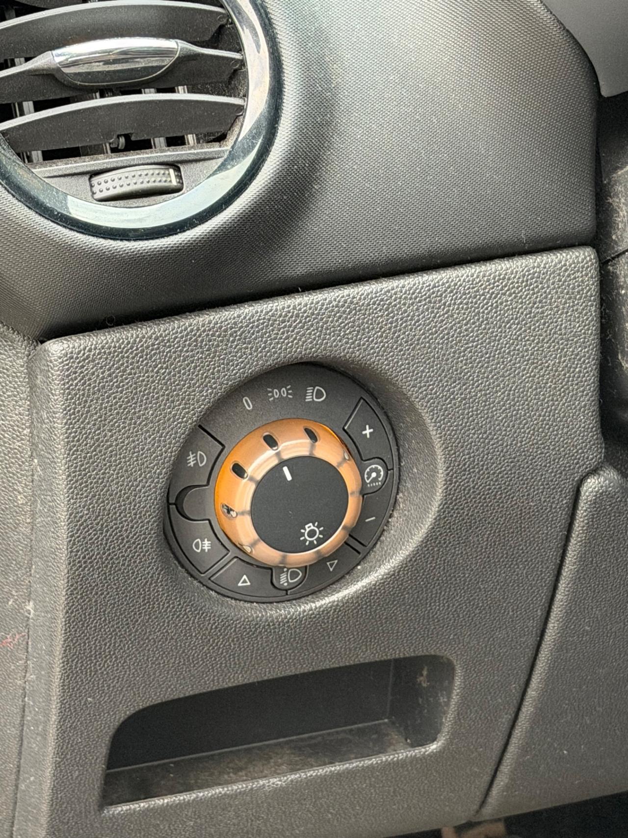 Opel Corsa 1.2 3 porte - Neopatentati - Revisionata