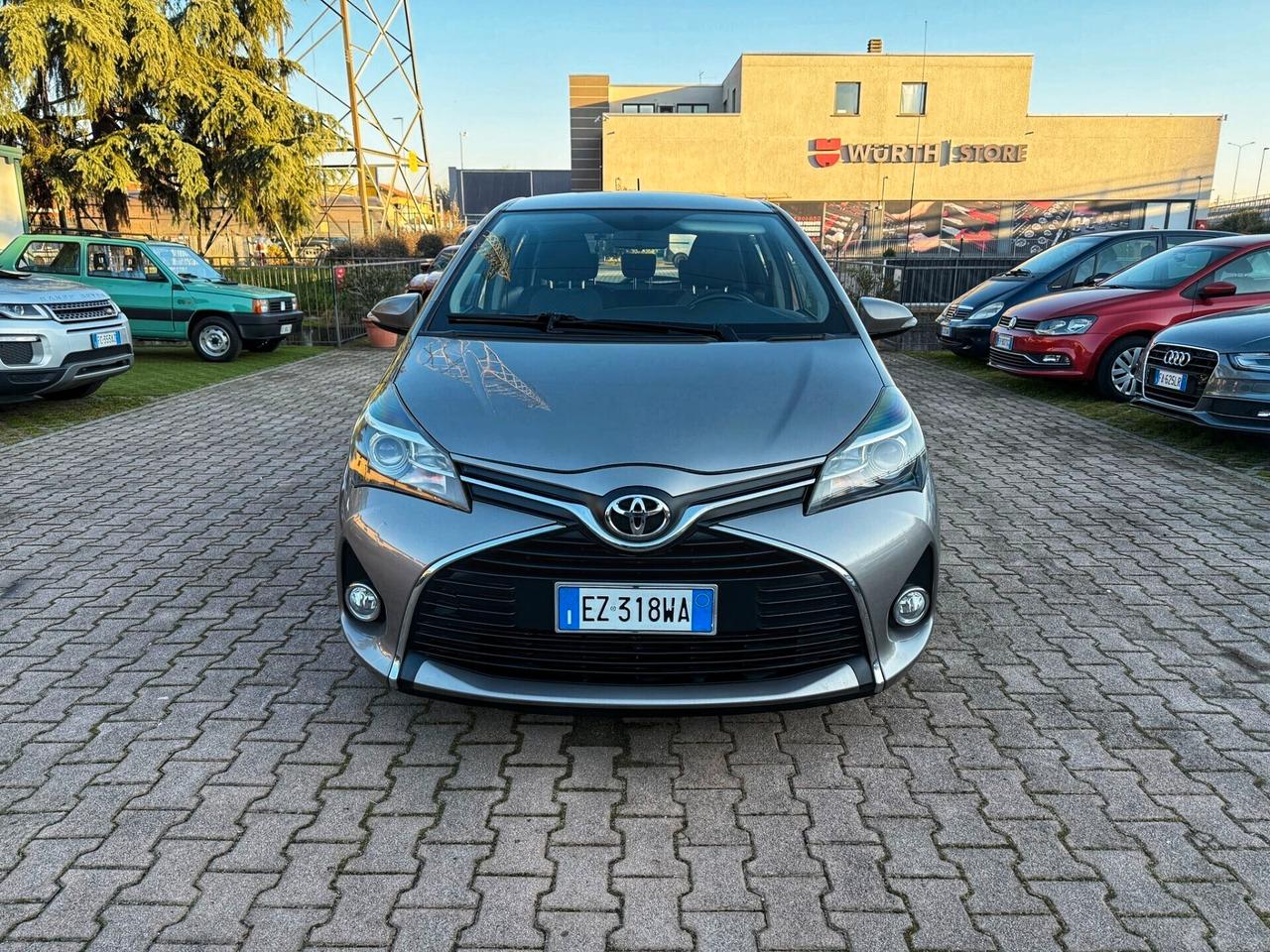 Toyota Yaris 1.3 5 porte TELECAMERA NAVIGA RADIO DIGITALE