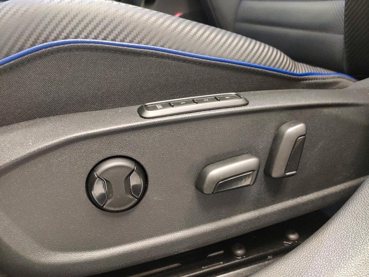 Volkswagen Golf GTI 2.0 TSI R DSG 4Motion Black Edition
