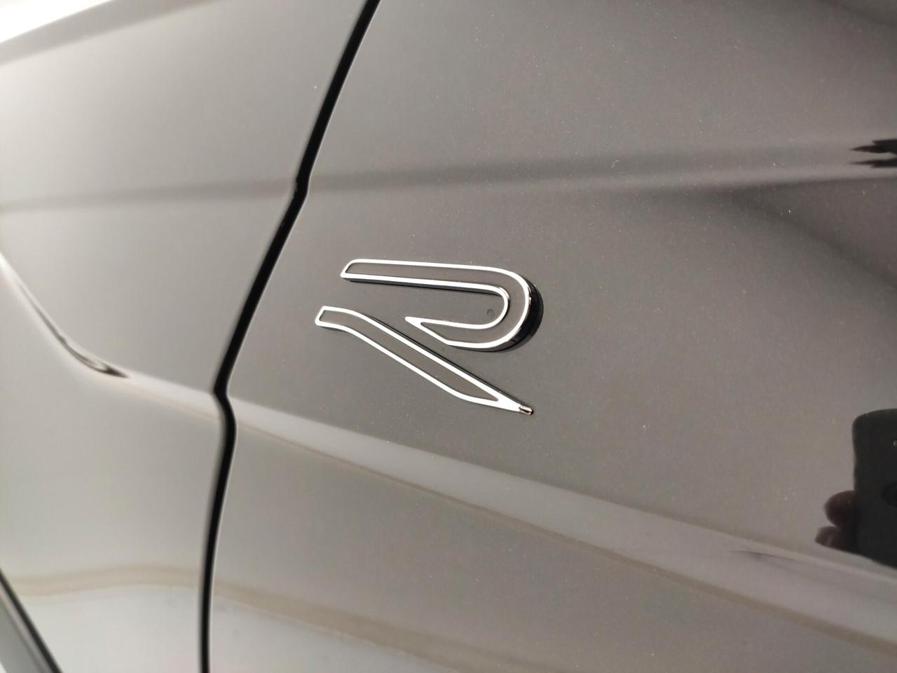 Volkswagen Taigo 1.0 TSI 115 CV R-Line