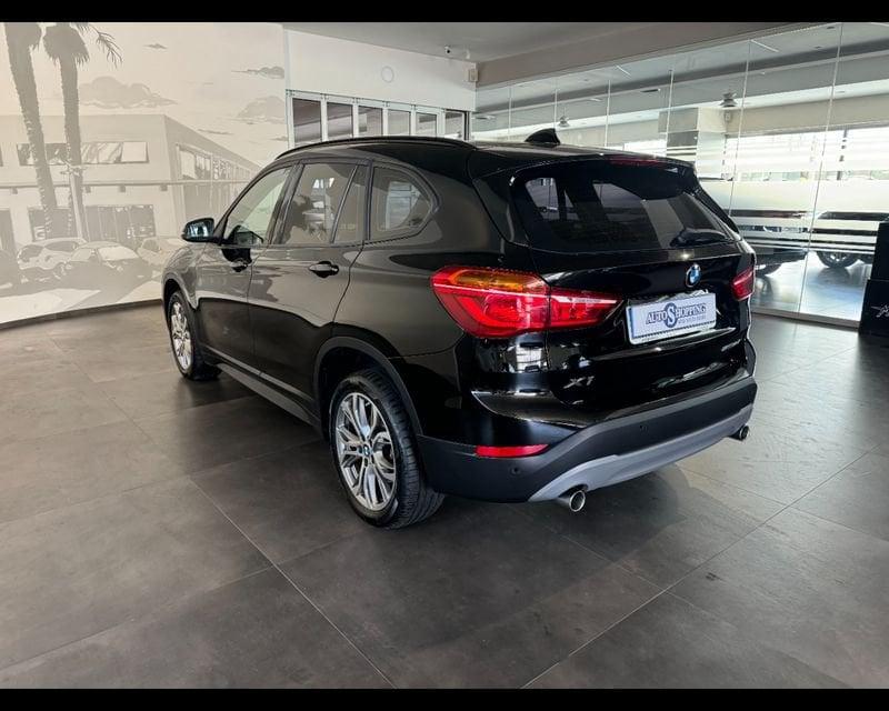 BMW X1 (F48) sDrive18d Business