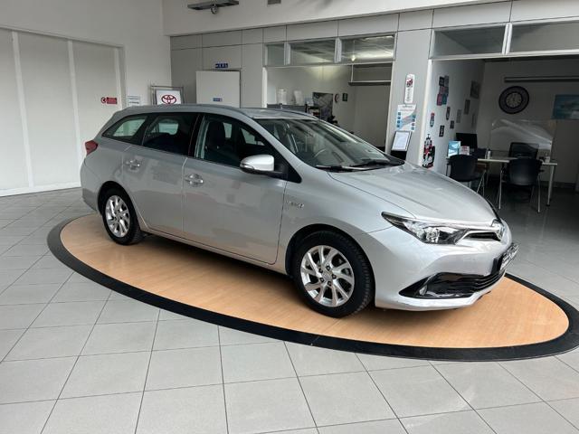 TOYOTA Auris Touring Sports 1.8 Hybrid Active