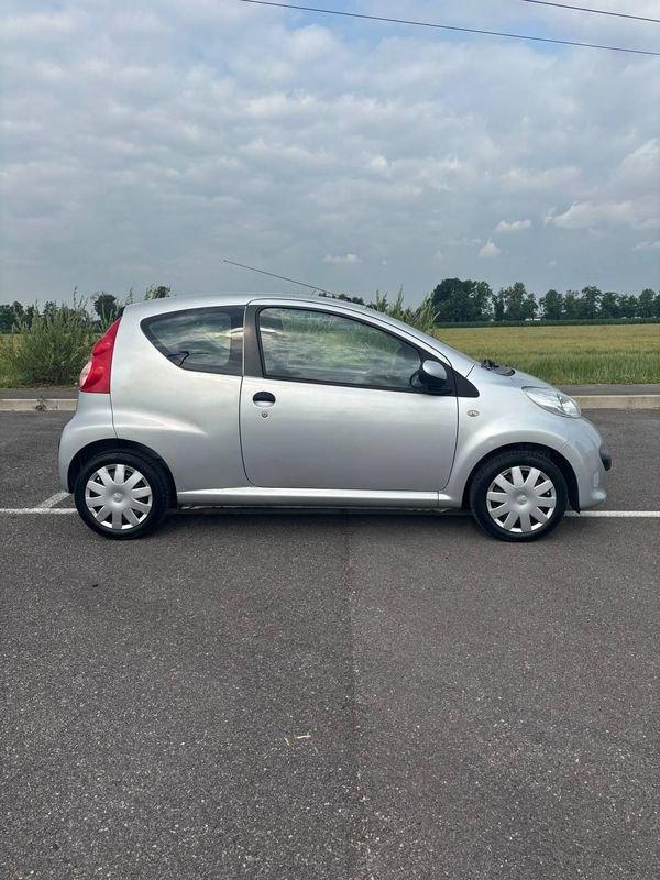 Peugeot 107 Neop. 1.0 benzina