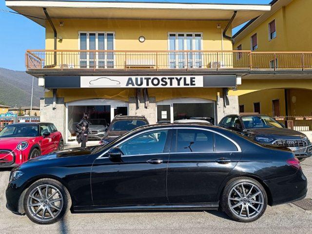 MERCEDES-BENZ E 200 PREMIUM AMG berlina Auto Mild hybrid