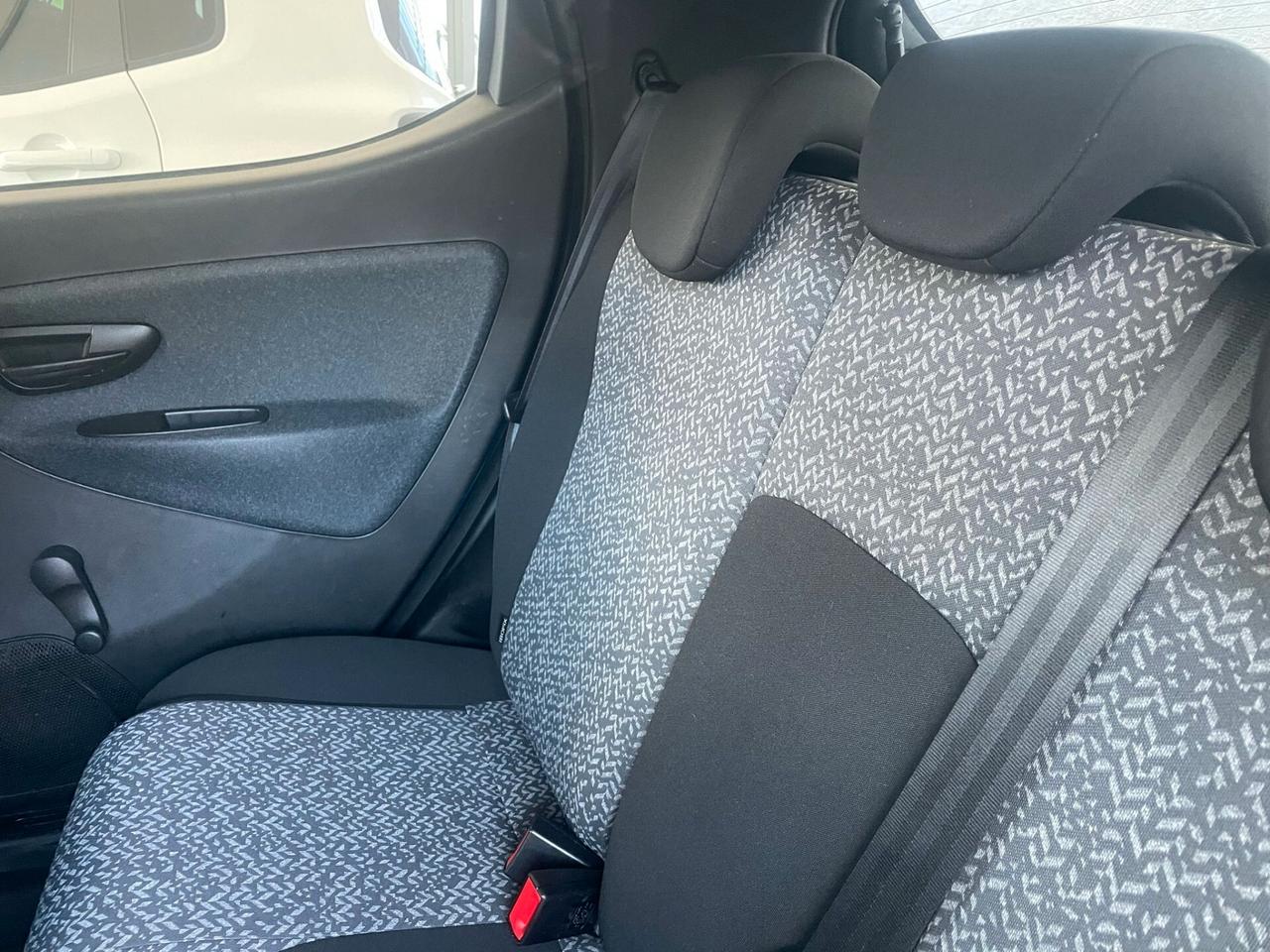 Lancia Ypsilon 1.2 69 CV 5 porte S&S Elefantino Blu