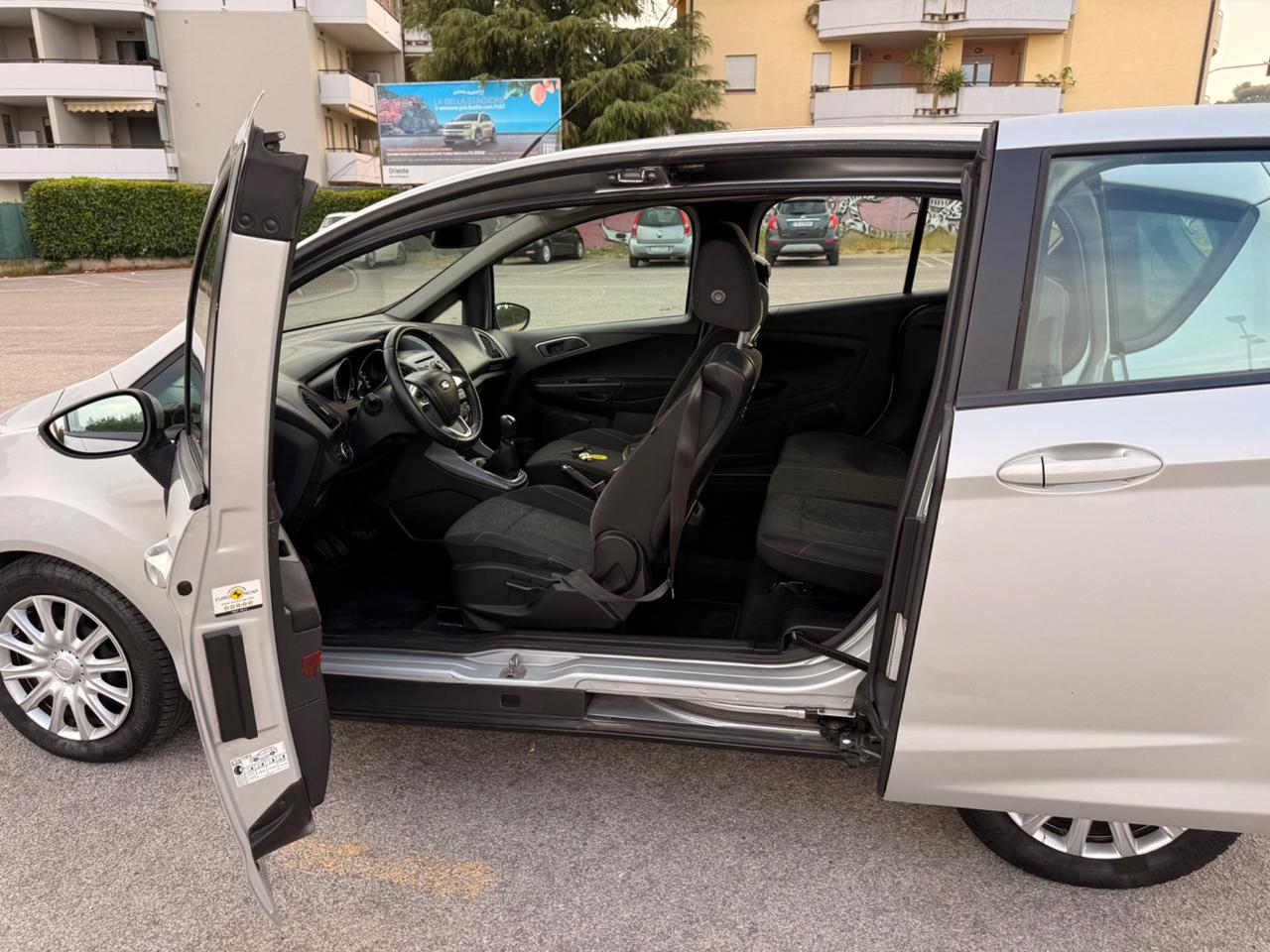 Ford B-Max GARANZIA DI 12 MESI