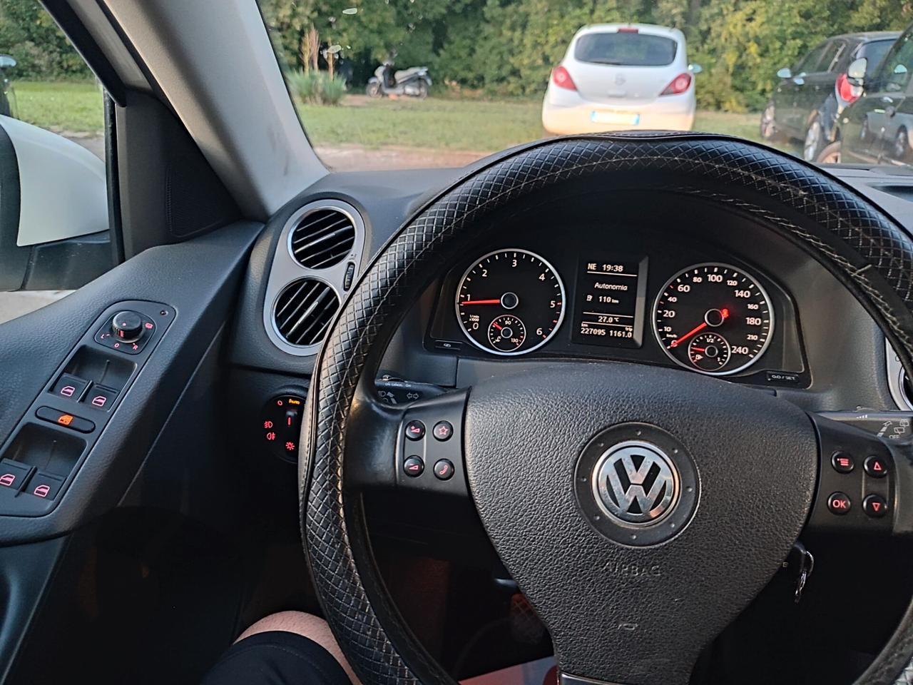 VOLKSWAGEN TIGUAN 2.0 DIESEL 4MOTION 4X4 COME NUOVA