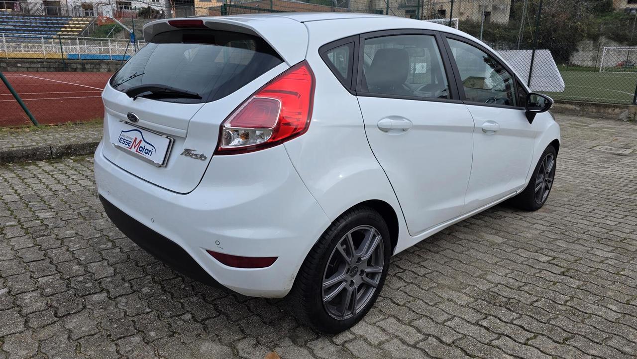Ford Fiesta 1.5 TDCi 75CV 5 porte Titanium