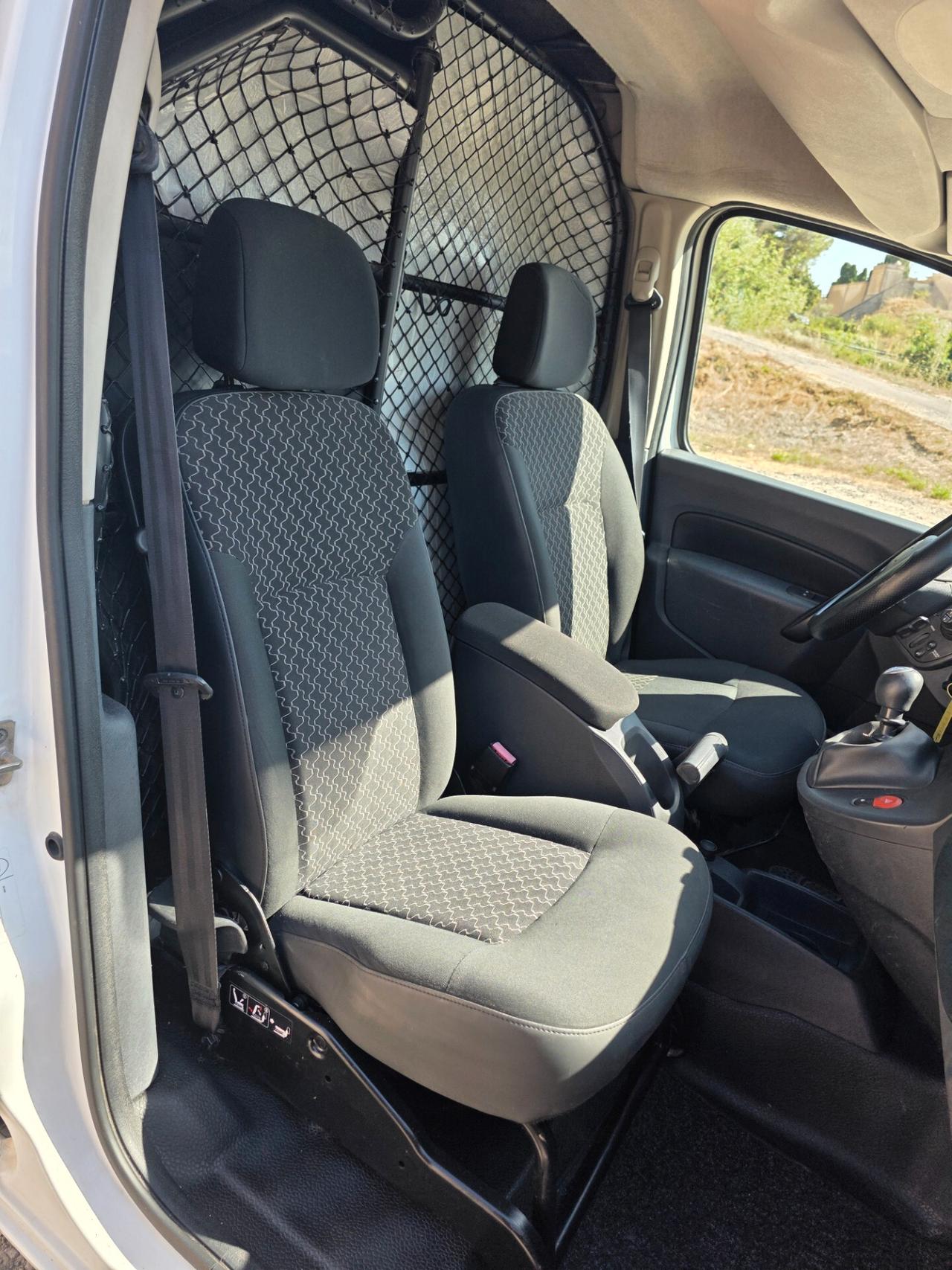 Renault Kangoo 1.5 dCi 110CV 4p. Express Maxi