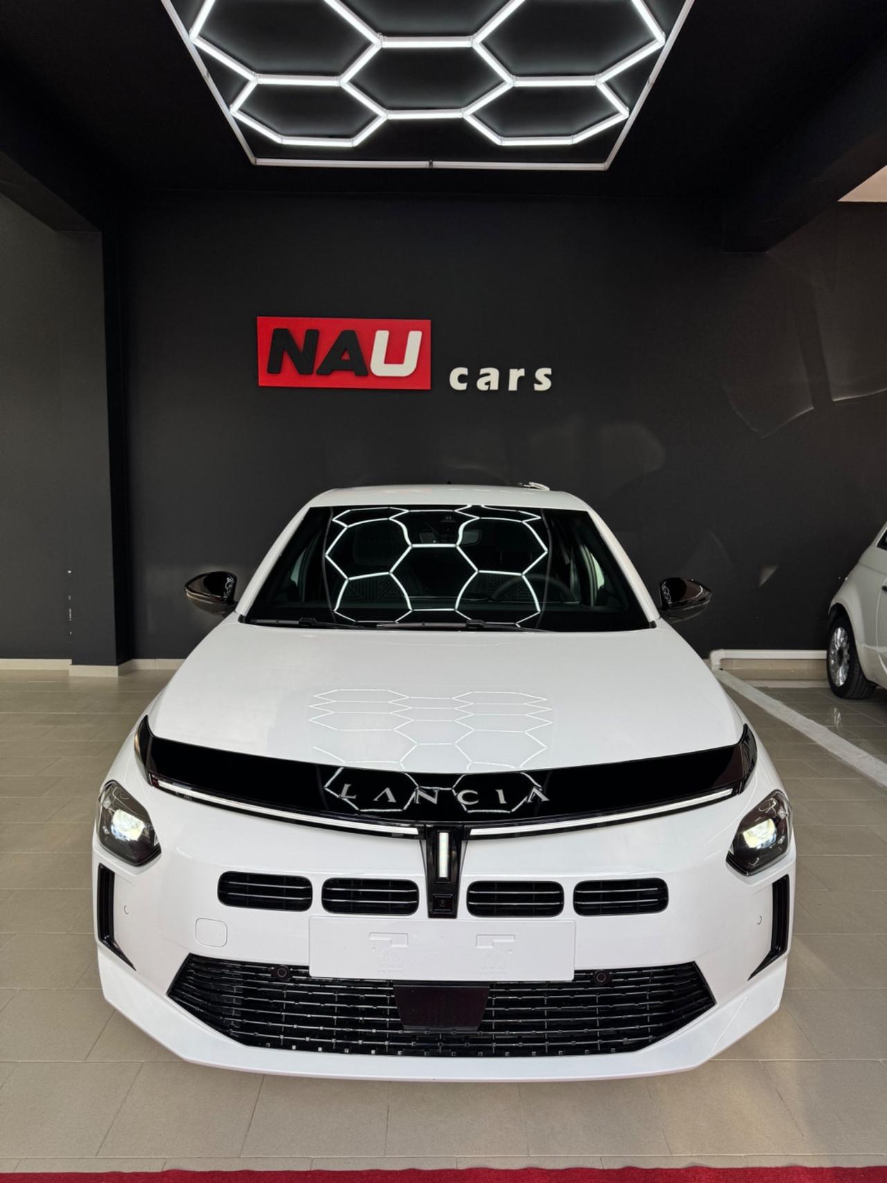 Lancia Ypsilon Hybrid e-DCT km 0