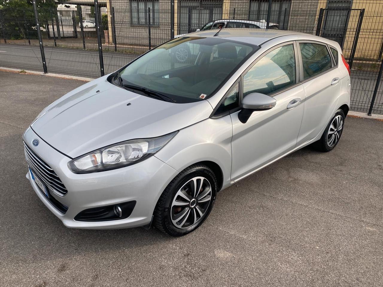 Ford Fiesta 1.5 TDCi 75CV
