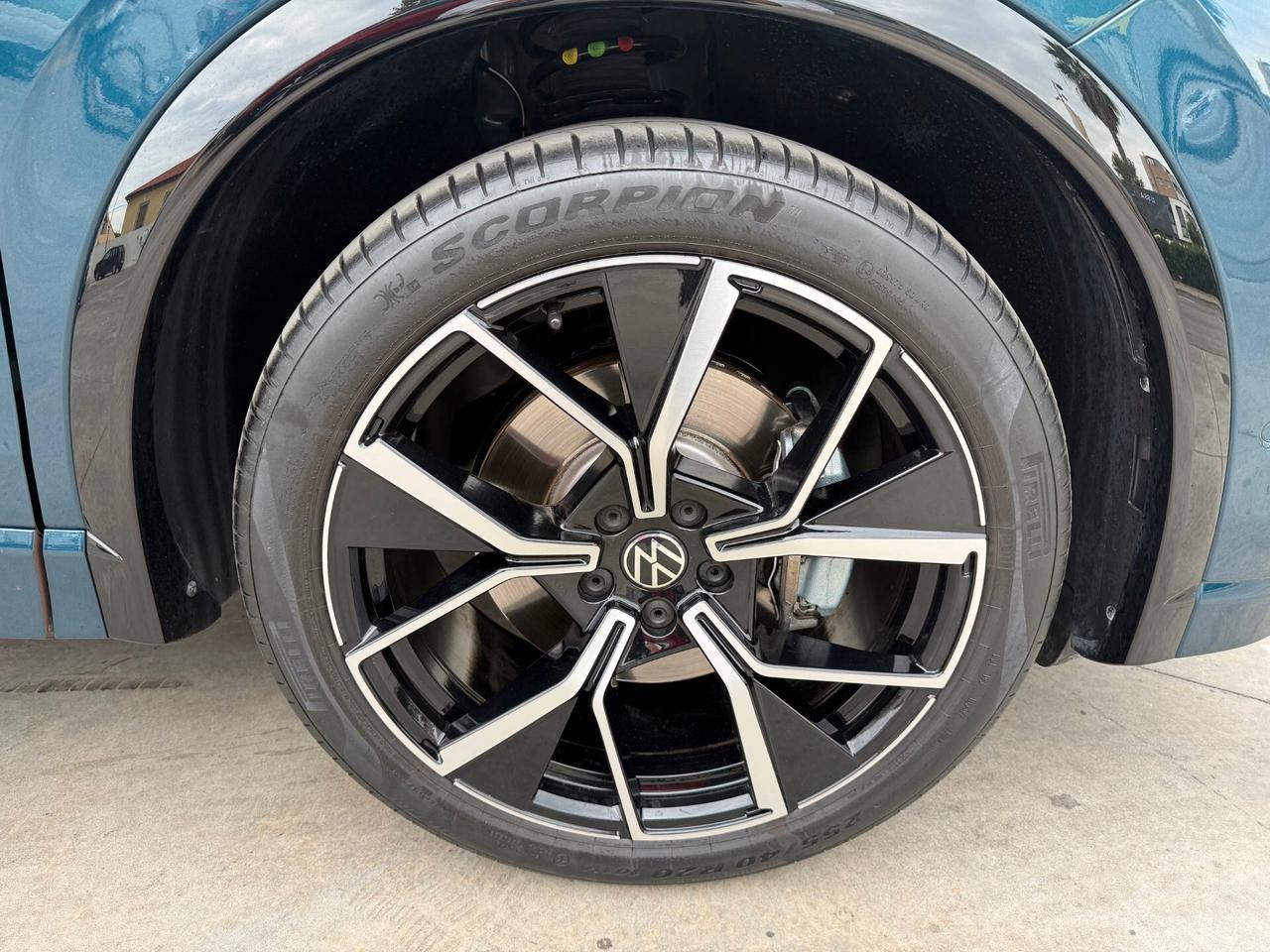 Volkswagen Tiguan 2.0 TDI 150 CV DSG R-Line Plus