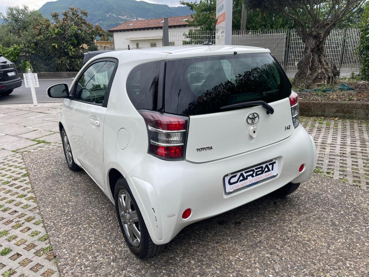 Toyota iQ 1.0 Active (sol) cvt E5