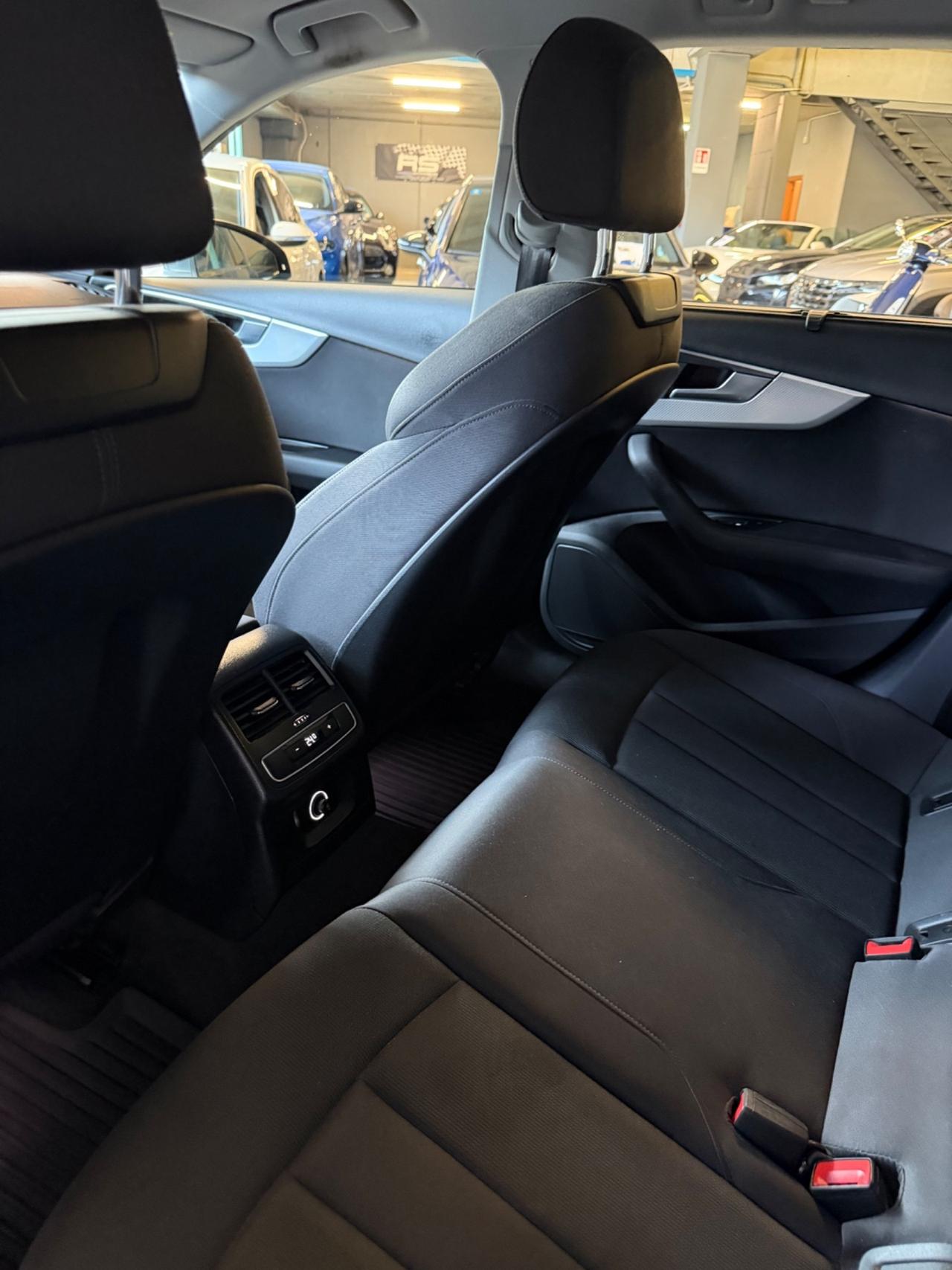 Audi A4 AVANT 2.0 TDI 35 FULLOPT UNICOPR EURO6B