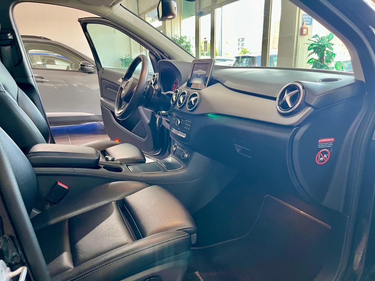 Mercedes-benz B 180 d Automatic Executive