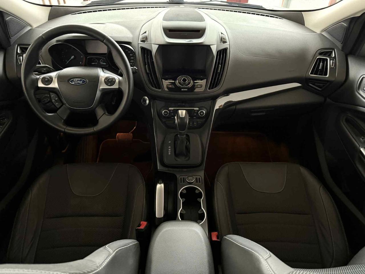 Ford Kuga 2.0 TDCI 150 CV S&S 4WD Powershift Titanium