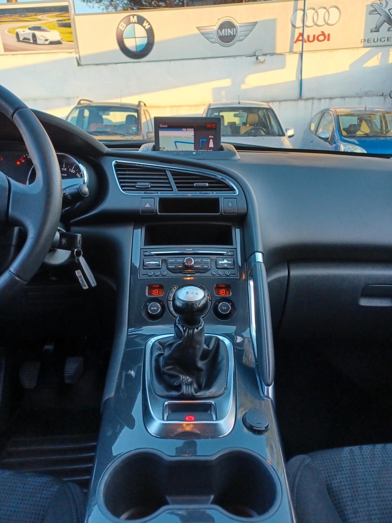 Peugeot 3008 1.6 HDi UNICO PROPRIETARIO NAVI