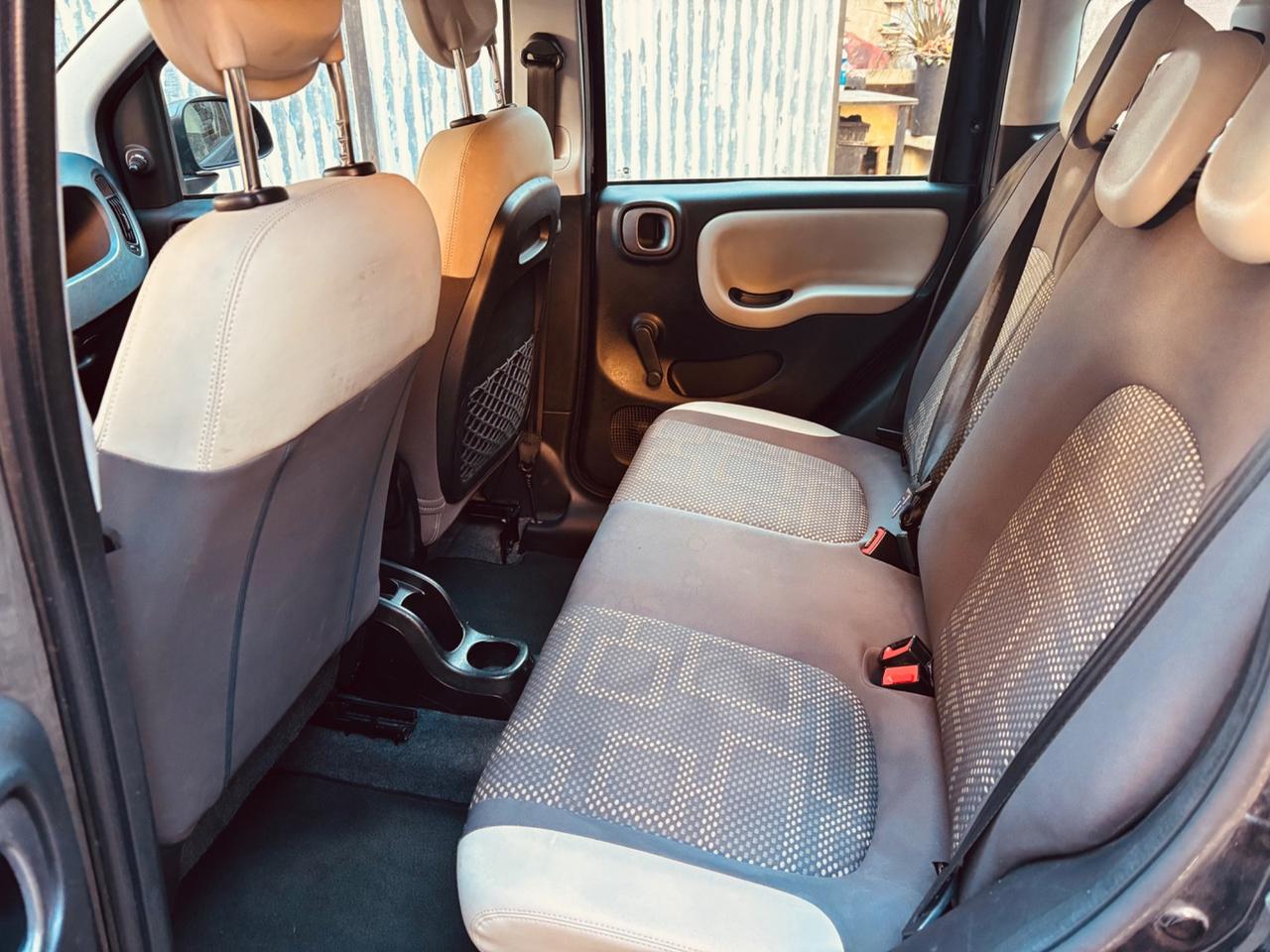 Fiat Panda 1.2 Lounge-euro 6-5 posti-94.000 km