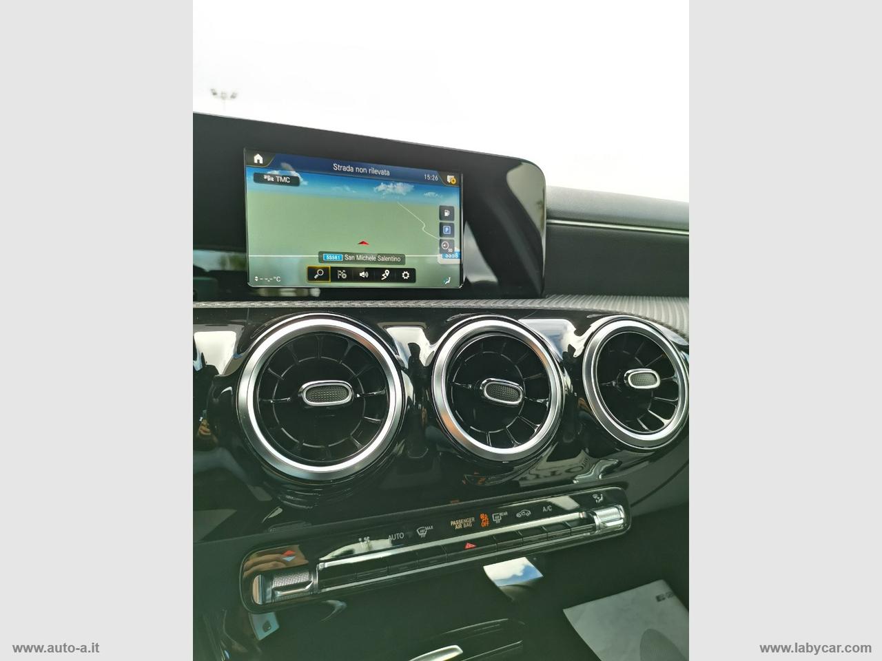 MERCEDES-BENZ A 180 d Automatic Business