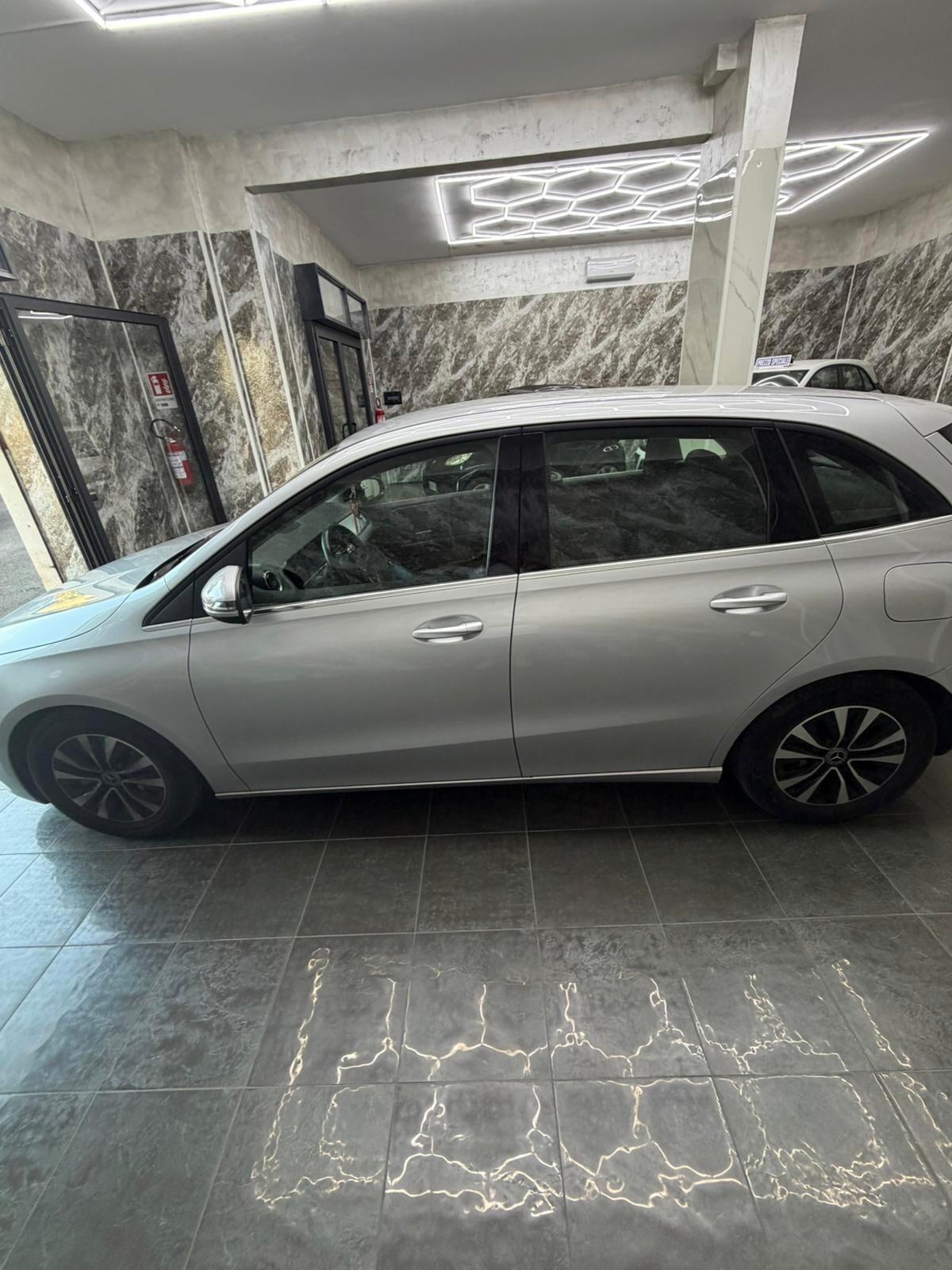 Mercedes-benz B 180 d Automatic Sport Plus