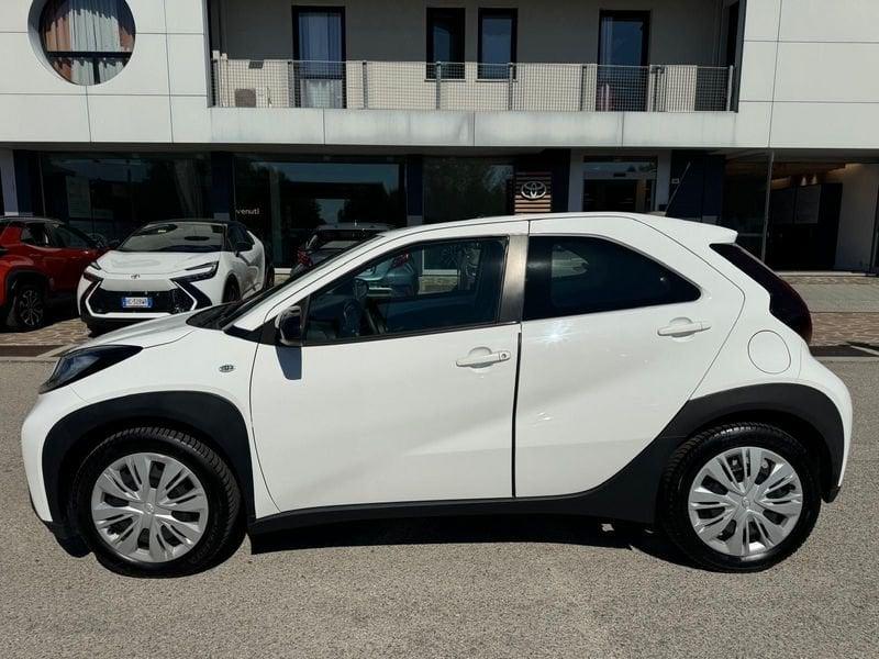 Toyota Aygo X 1.0B (72 CV) Active
