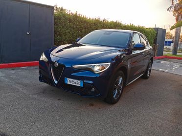 Alfa Romeo Stelvio 2.2 Turbodiesel 210 CV AT8 Q4 Super