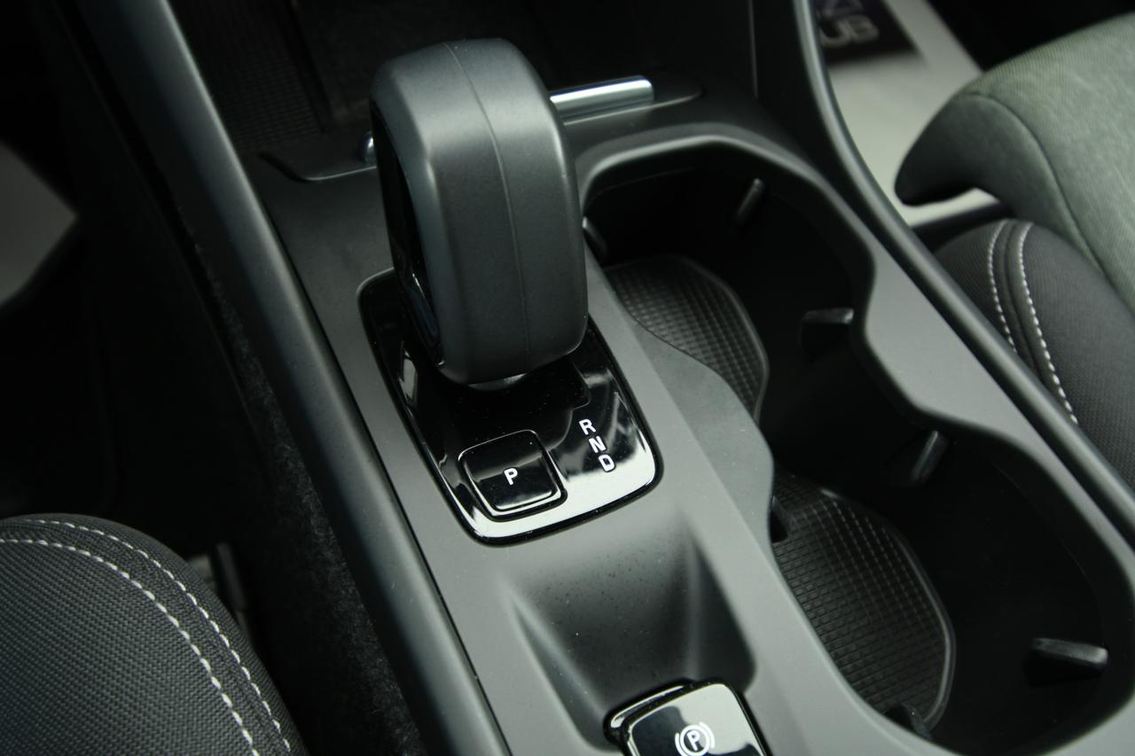 VOLVO XC40 N1 T4 recharge plug-in hybrid Core auto PREZZO+IVA+CAMERA