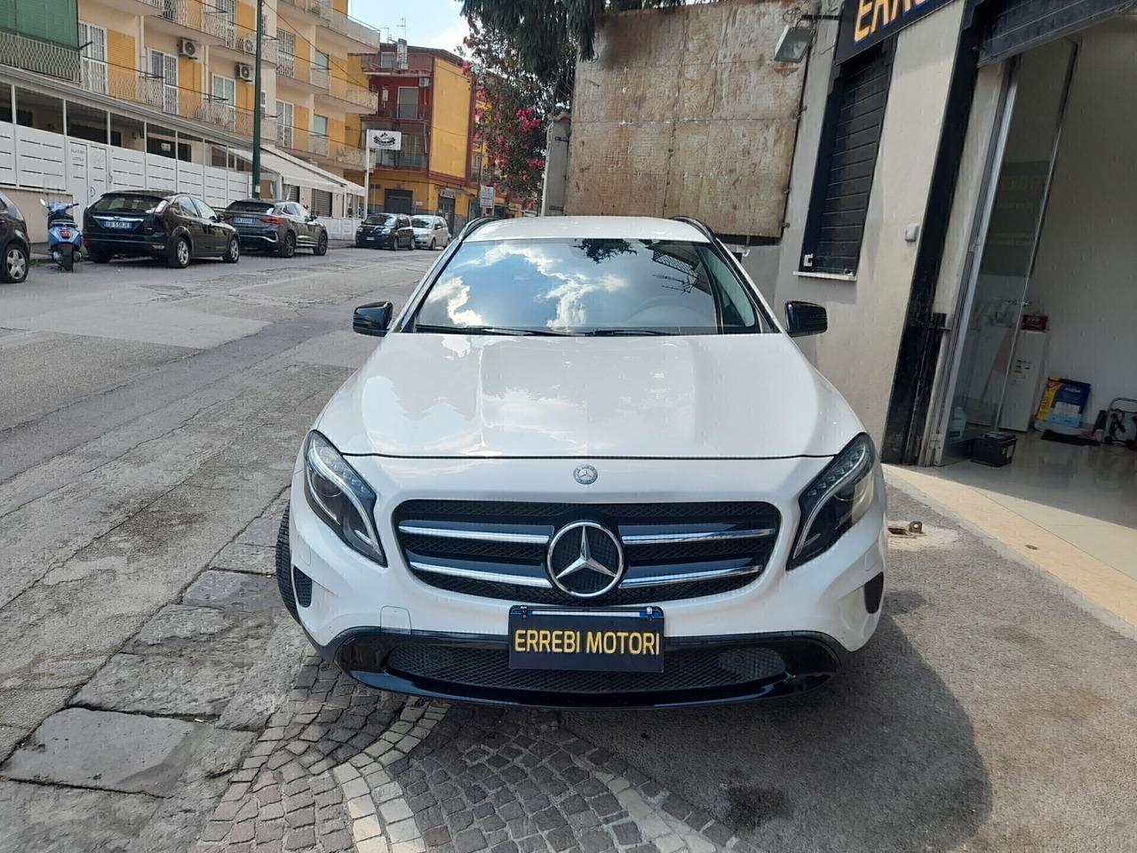 Mercedes-benz GLA 180 d Automatic Premium