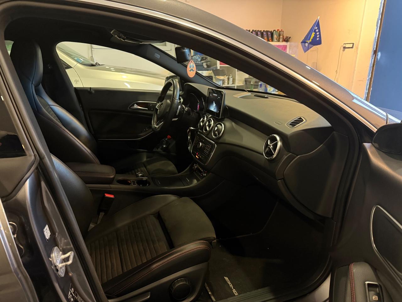 Mercedes-benz CLA 220 anno 2015 AUTOMATICO