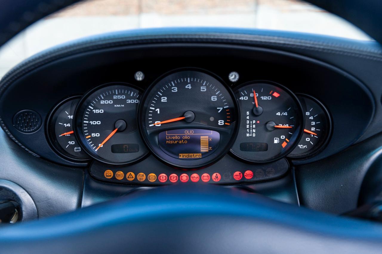 Porsche 911 Carrera 4S cat Cabriolet