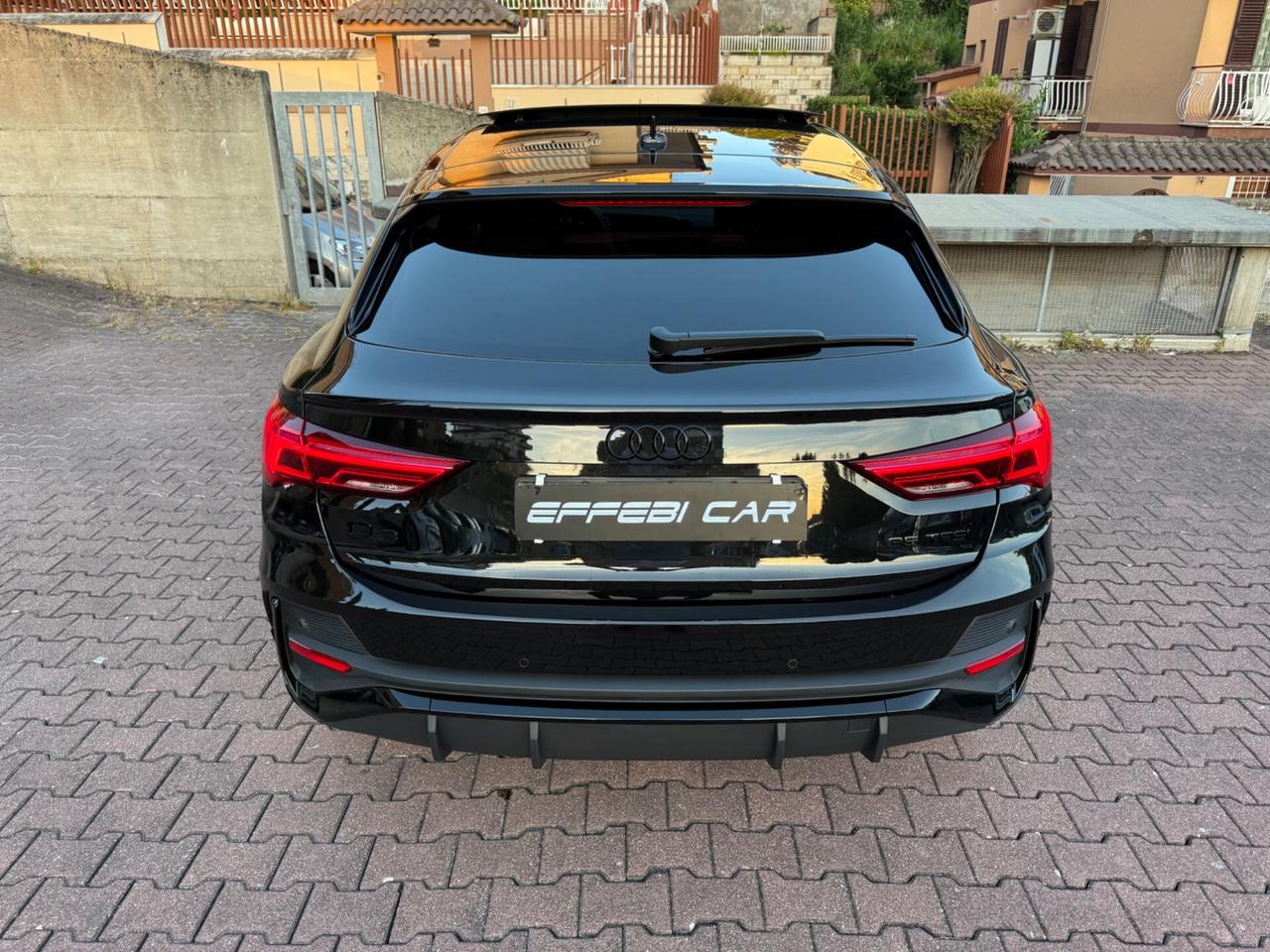 Audi Q3 Sportback 35 TFSI Identity Black S line S-tronic