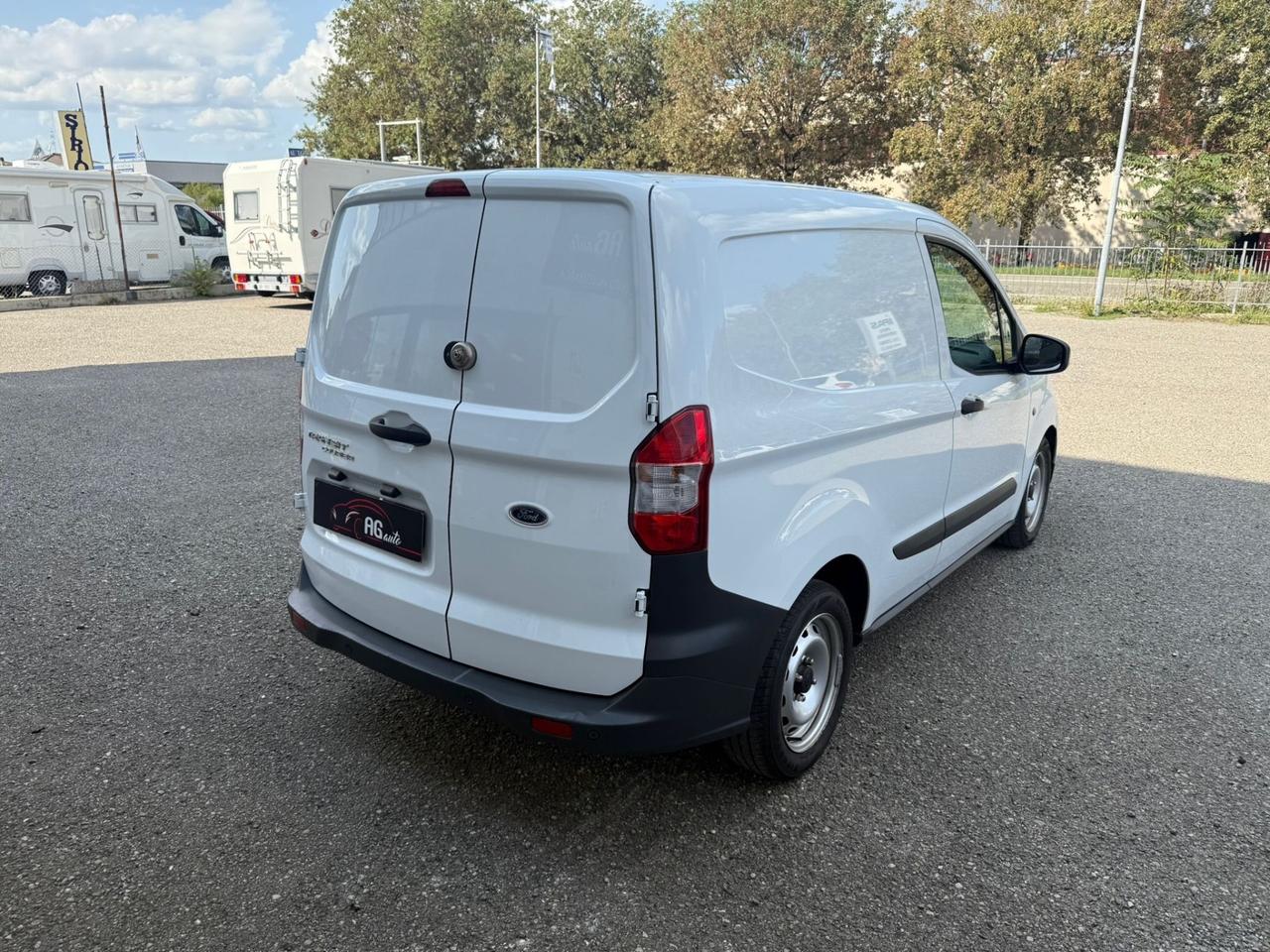 Ford Transit Courier 1.5 TDCi 75CV Van Entry