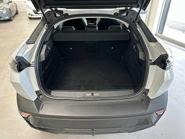 Peugeot 408 Hybrid 136 e-DCS6 Allure