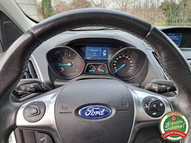 FORD Kuga 2.0 TDCI 150 CV Tetto 4WD Powershift Titanium