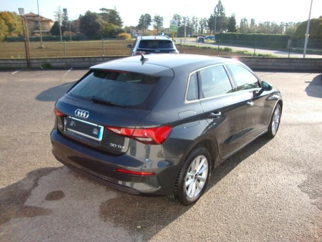 Audi A3 SPB 30 TDI Business Advanced