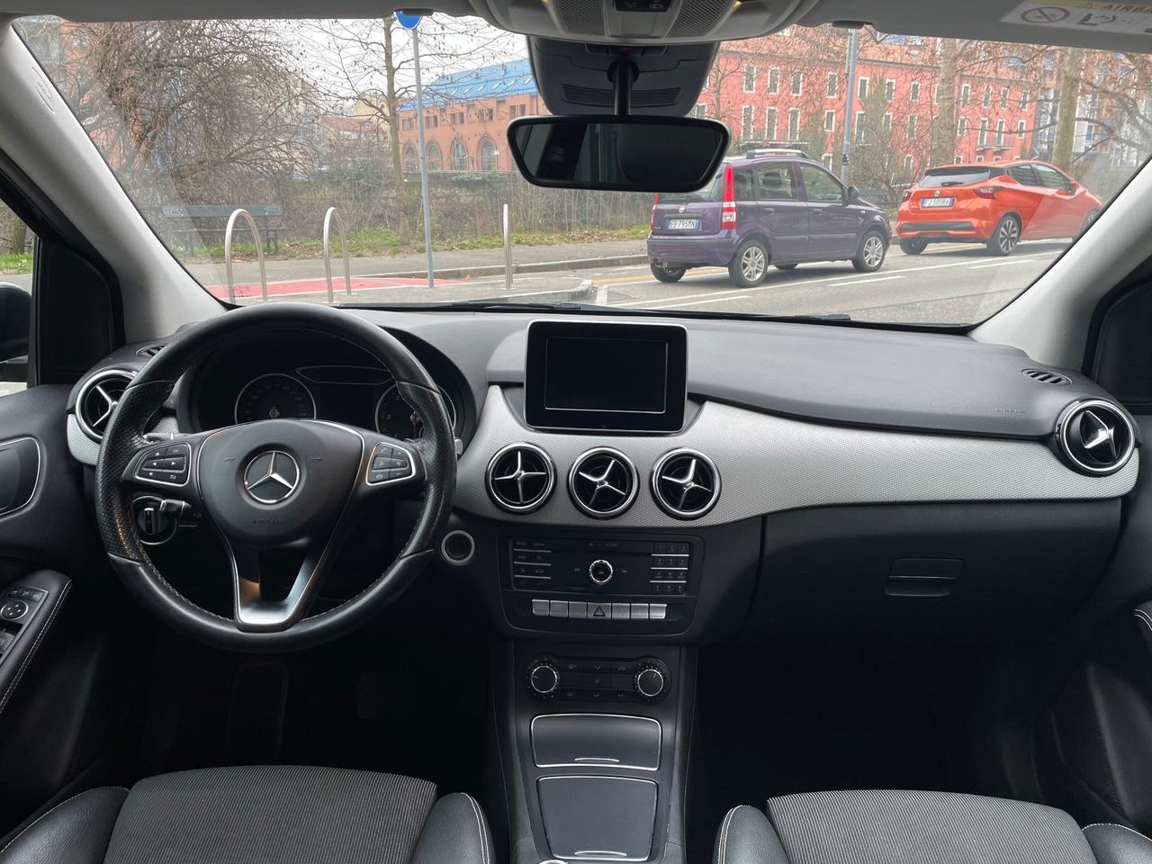 Mercedes-benz B 180 d Automatic Premium/GARANZIA