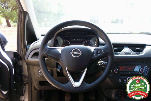 OPEL Corsa 1.2 5 porte Cosmo