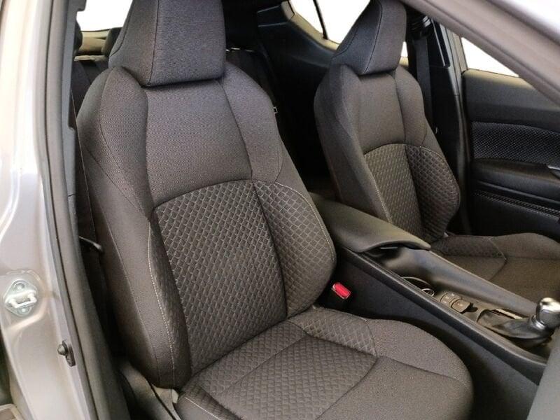 Toyota C-HR C-HR 1.8 Hybrid E-CVT Active