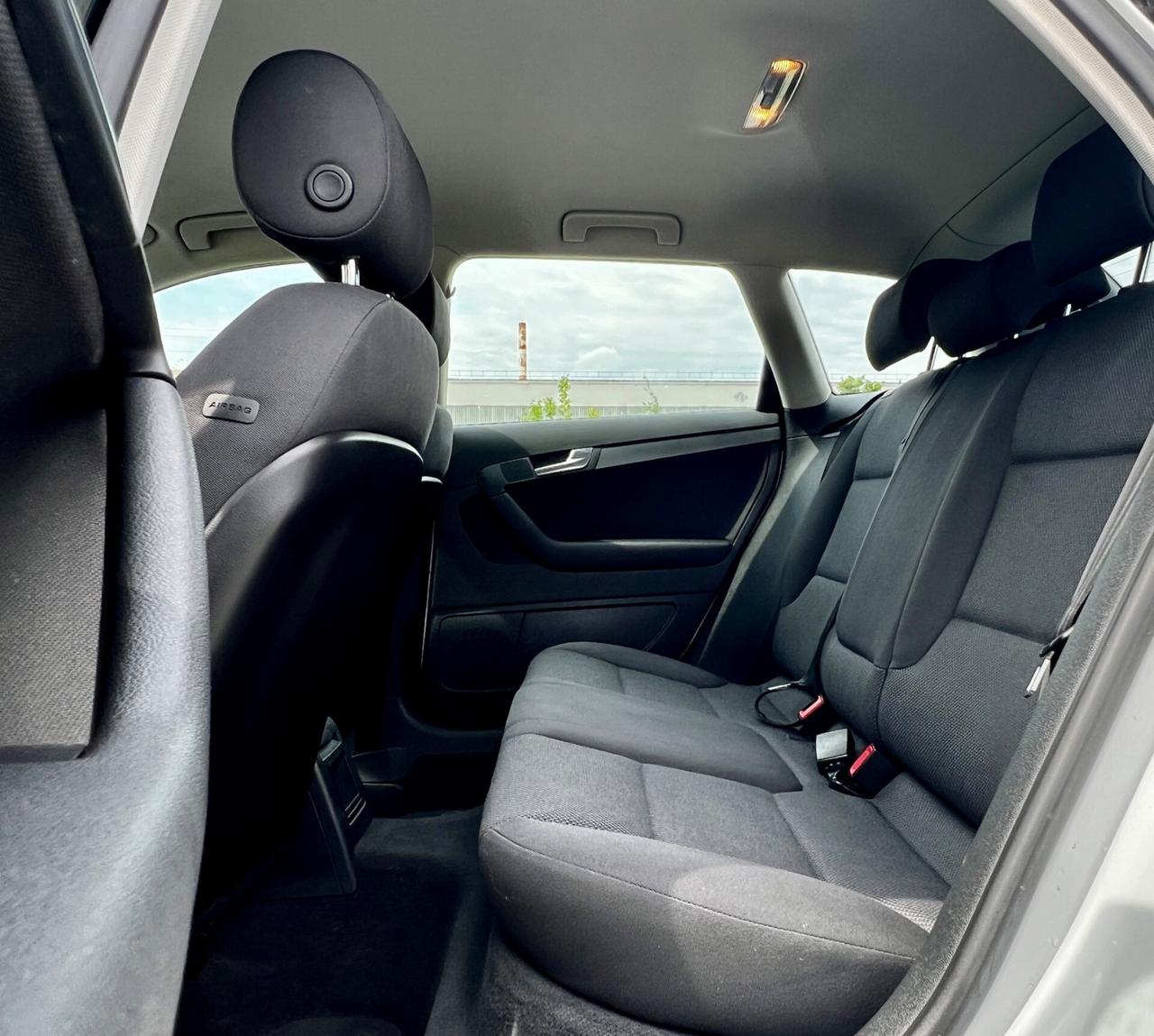 Audi A3 SPB 1.6 TDI 105 CV CR Ambition