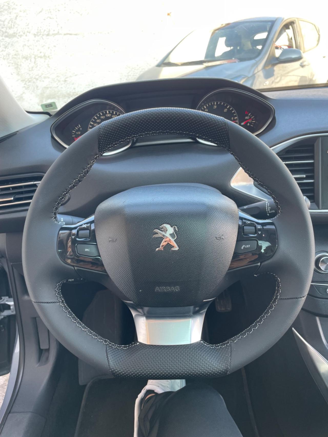 PEUGEOT 308 1.6 HDI 120 CV ALLURE BIXENON TETTO NAVIGATORE FULL