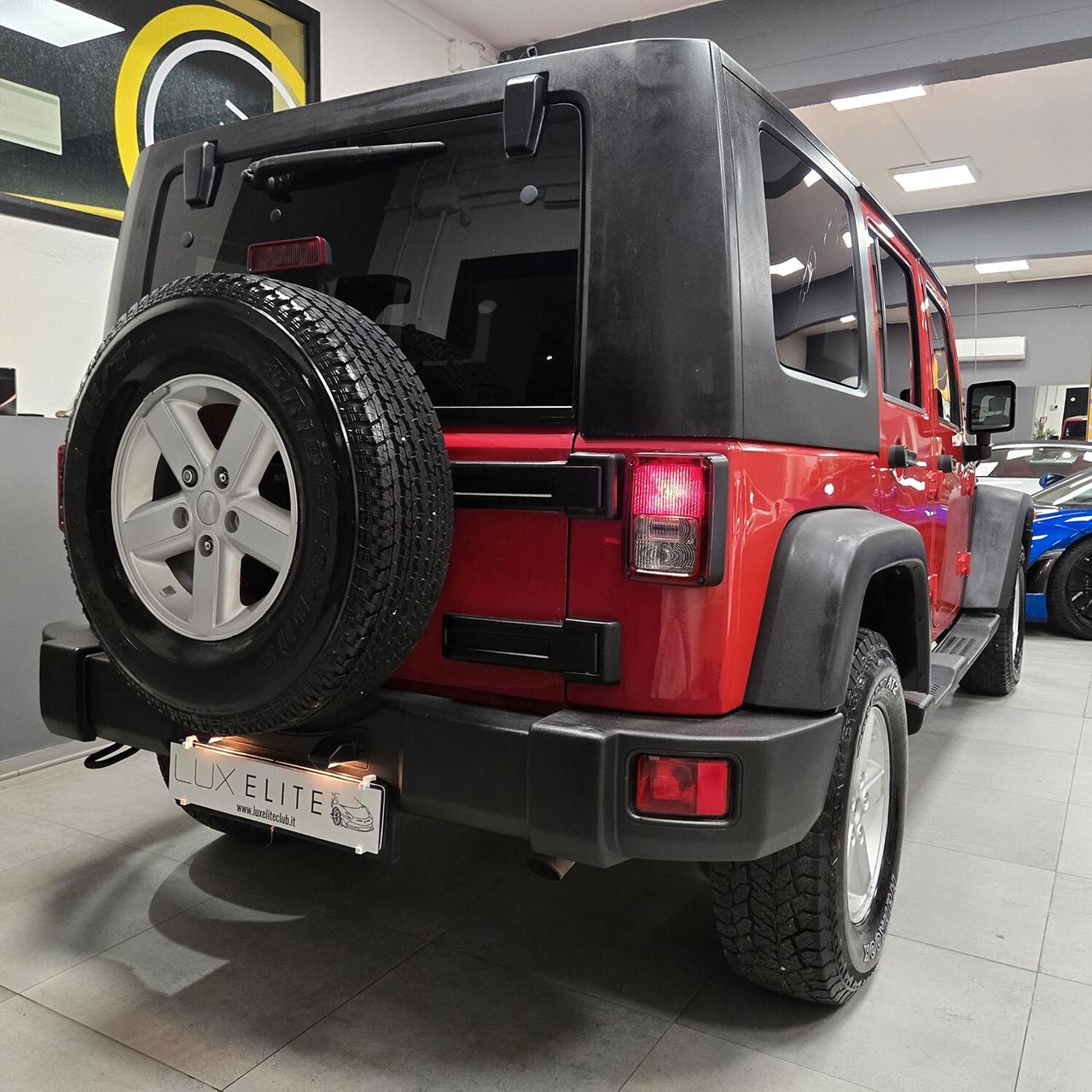 Jeep Wrangler SPORT UNLIMITED 2.8 ROSSA_TETTO RIMOVIBILE_HANKOOK
