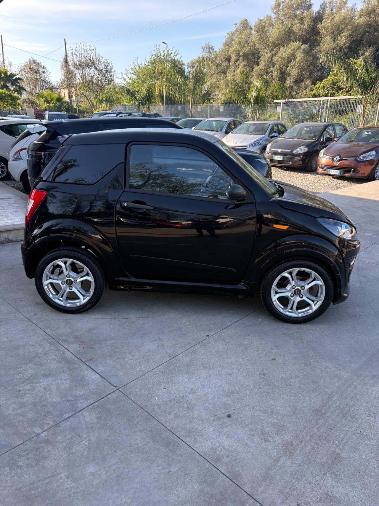 Ligier JS JS50 DCI Revolution Elegance Ice