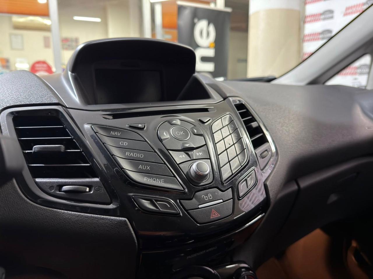 Ford Fiesta 1.5 TDCi 75CV 3 porte Titanium